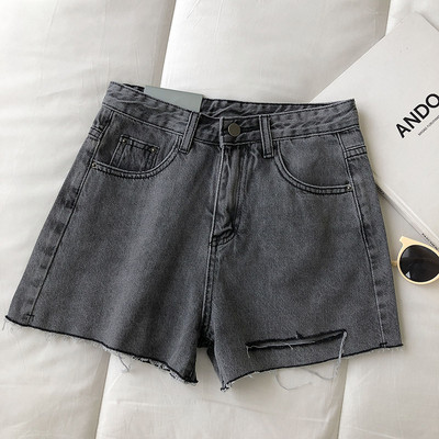 Κοντό γυναικείο τζιν με ψηλή μέση και σχισμένο μοτίβο