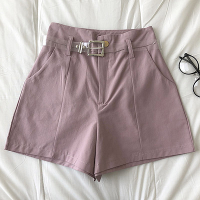 Σορτς με υψηλή μέση και ζώνη