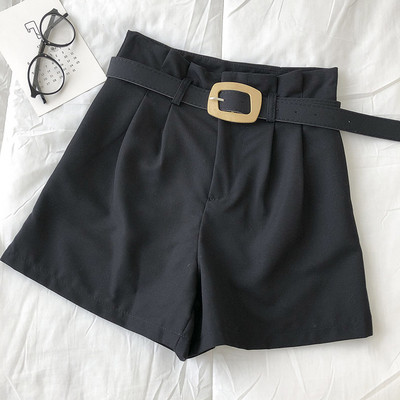 Νέο μοντέλο σορτς με ζώνη και τσέπες