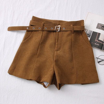 Γυναικεία σορτς φθινόπωρο-χειμερινά με ζώνη