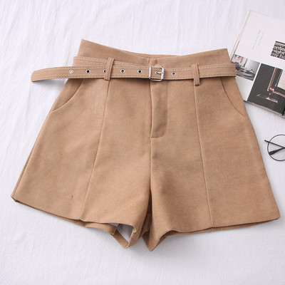 Γυναικεία σορτς φθινόπωρο-χειμερινά με ζώνη