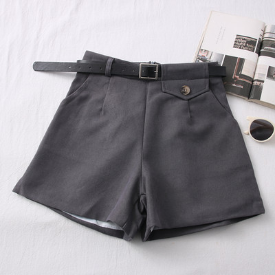 Moderne ženske kratke hlače - s visokim strukom i remenom