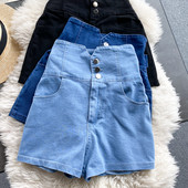 Γυναικεία σορτς με ψηλή μέση