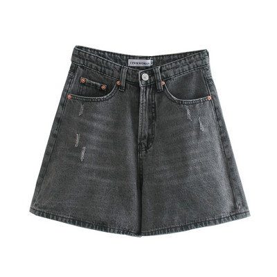 Κοντά φαρδιά τζιν με τσέπες