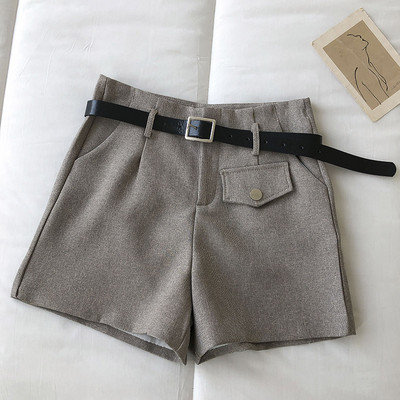 Ženske kratke hlače s remenom u četiri boje