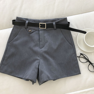 Γυναικεία σορτς με ζώνη