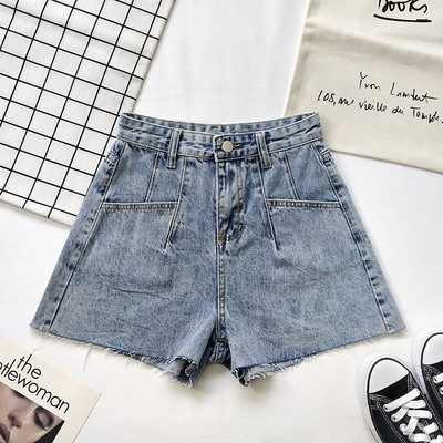 Ženske moderne kratke traperice u plavoj i crnoj boji