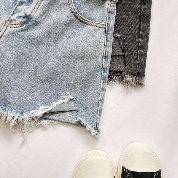 Ženske moderne traperice s remenom i visokim strukom