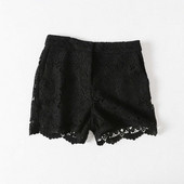 Μοντέρνο δαντελωτό παντελόνι σε μαύρο χρώμα