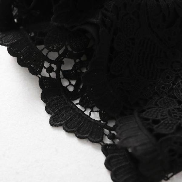 Μοντέρνο δαντελωτό παντελόνι σε μαύρο χρώμα