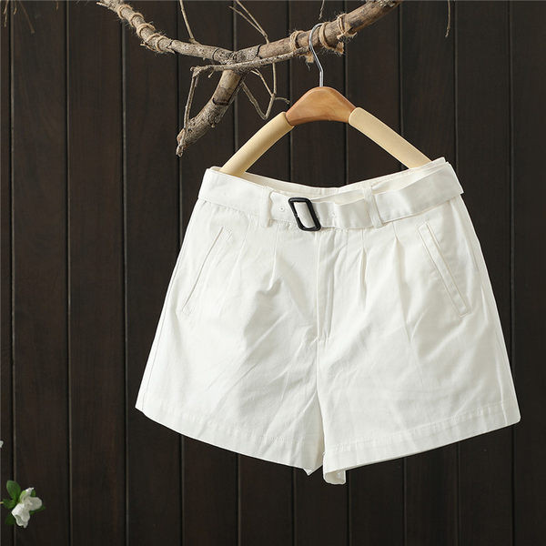 Ženske ležerne kratke hlače s remenom