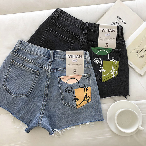 Moderne ženske kratke traperice s aplikacijom