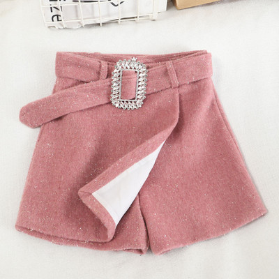 Moderna ženska suknja-hlače s remenom i kopčom