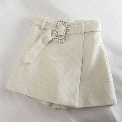 Moderna ženska suknja-hlače s remenom i kopčom