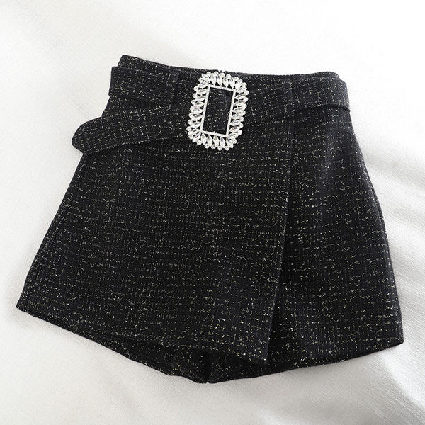 Moderna ženska suknja-hlače s remenom i kopčom