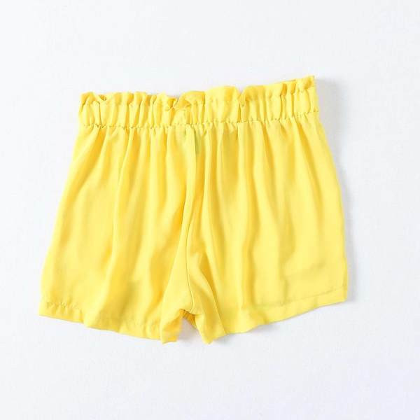 Γυναικεία σορτς με ζώνη 