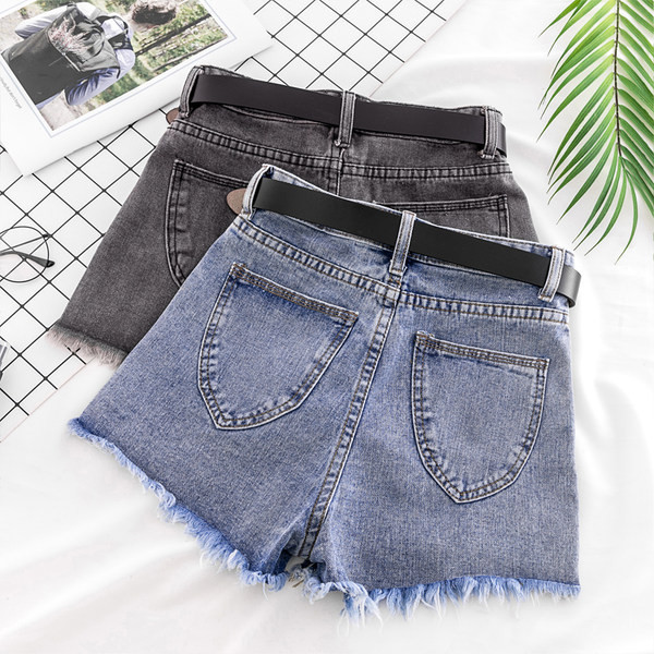 Novi model ženskih kratkih hlača sa poderanim motivima