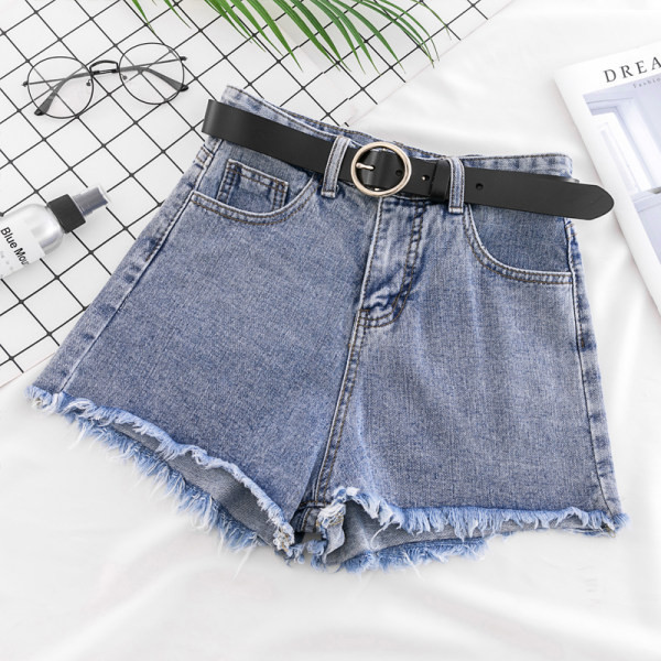 Novi model ženskih kratkih hlača sa poderanim motivima