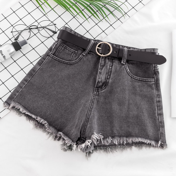 Novi model ženskih kratkih hlača sa poderanim motivima