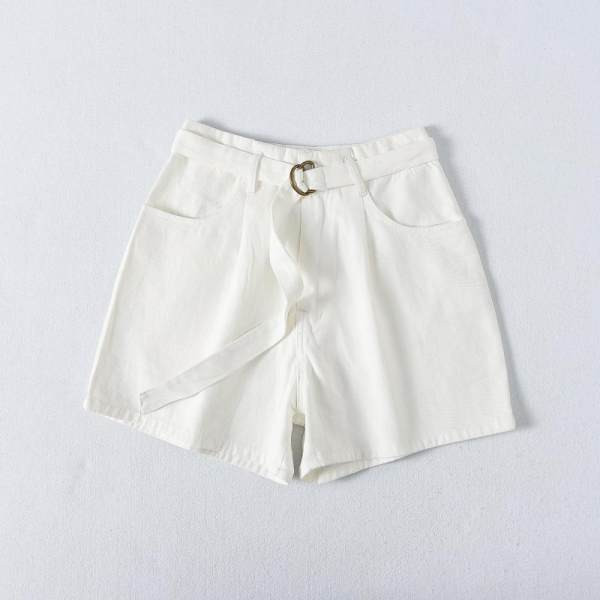 Κοντό καλοκαιρινό τζιν με ζώνη για γυναίκες