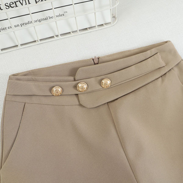 Kratke hlače visokog struka i gumba