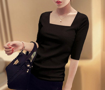 Ежедневна дамска блуза с 3/4 ръкав и обло деколте