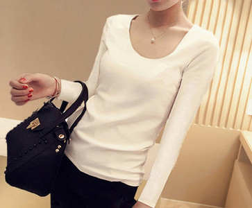 Ежедневна дамска блуза с 3/4 ръкав и обло деколте