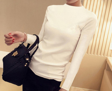 Ежедневна дамска блуза с 3/4 ръкав и обло деколте