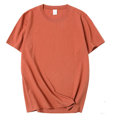 Дамска изчистена тениска с къси ръкави и овално декотле