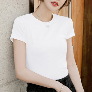 Ежедневна дамска блуза с овално деколте -черен и бял цвят