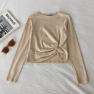 Дамска  блуза с дълъг ръкав изчистен модел