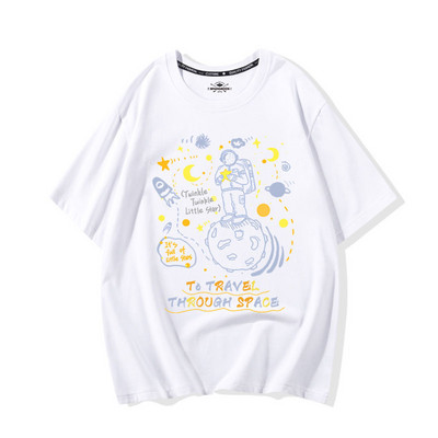 Moteriški marškinėliai trumpomis rankovėmis ir įvairiomis aplikacijomis