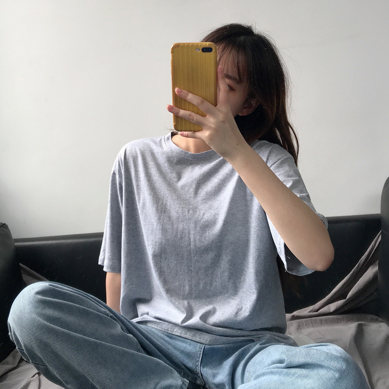 Tricou de dama modern model simplu cu decolteu oval