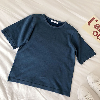 Дамска блуза с къс ръкав и овално деколте в различни цветове