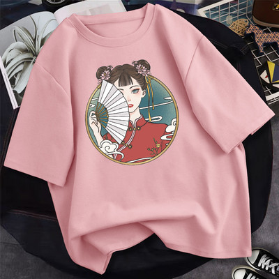 Дамска тениска с къс ръкав - няколко модела