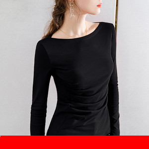 Модерна дамска блуза с овално деколте и 3/4 ръкав