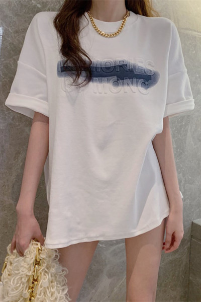 Tricou lat de dama cu aplicatie si maneci scurte