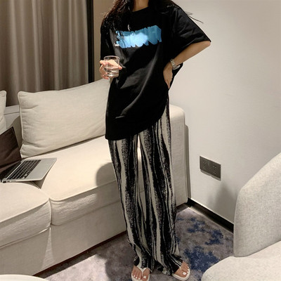 Tricou casual dama cu decolteu oval in alb si negru