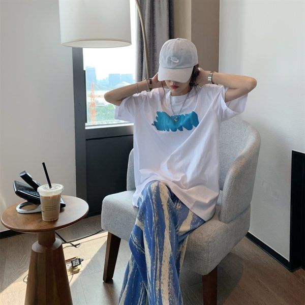 Tricou casual dama cu decolteu oval in alb si negru