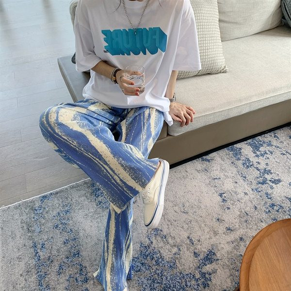 Tricou casual dama cu decolteu oval in alb si negru