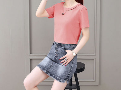 Дамска тениска с обло деколте-няколко модела