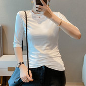 Ежедневна дамска блуза с обло деколте- в няколко цвята