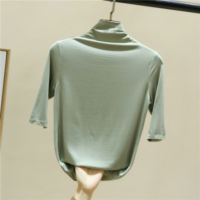 Bluză casual de damă cu mâneci 3/4 și guler polo înalt