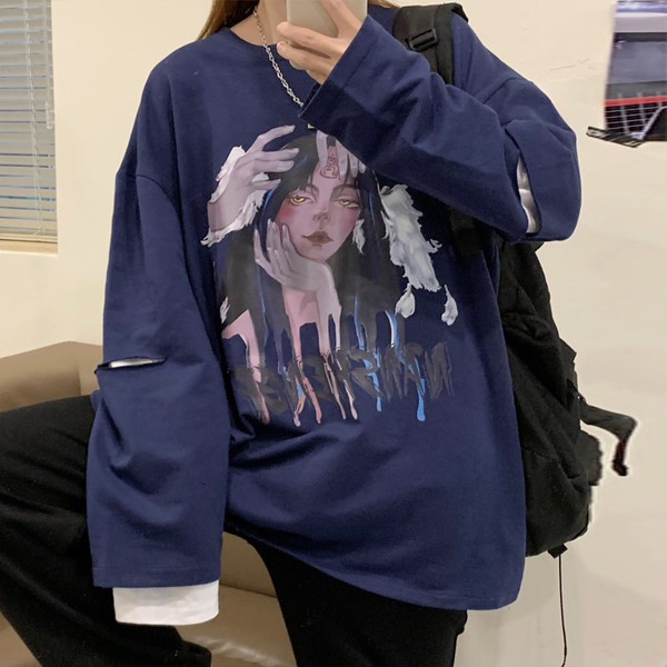 Дамска ежедневна широка блуза с апликация и овално деколте 