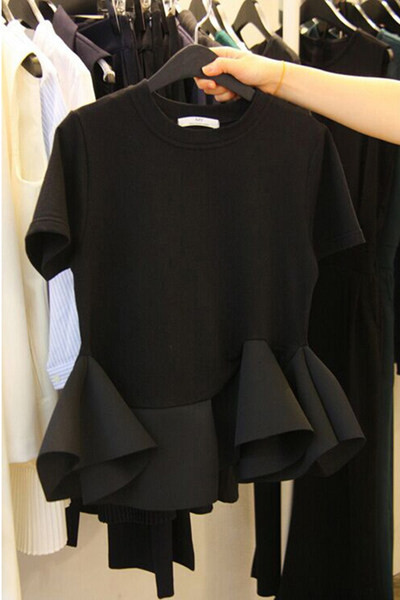 Tricou casual dama cu decolteu oval si bucle