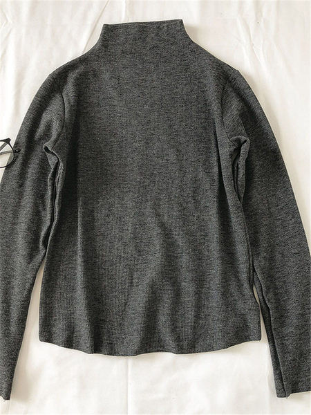 Bluză de damă simplă cu mâneci lungi și guler polo