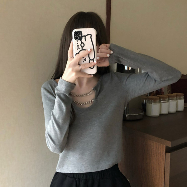 Bluza casual dama cu element metalic si decolteu rotund