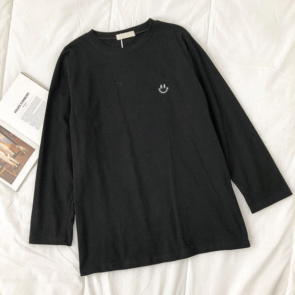 Bluza de dama cu zambet aplicat