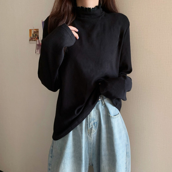 Bluză casual de damă cu guler înalt în alb și negru