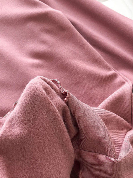 Bluză de damă cu guler polo ondulat